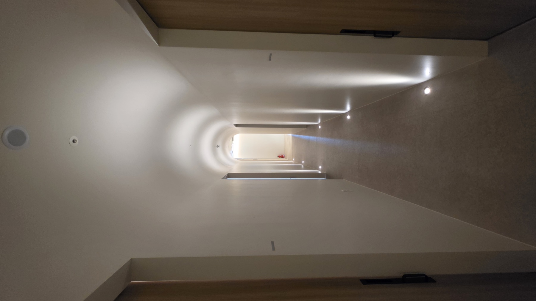 Arched treatment area with brand logo at Nucellin Orthopedic Clinic in Seoul